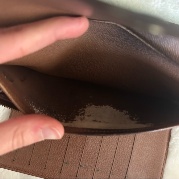 Louis Vuitton Monogram wallet - Picture 5 of 7